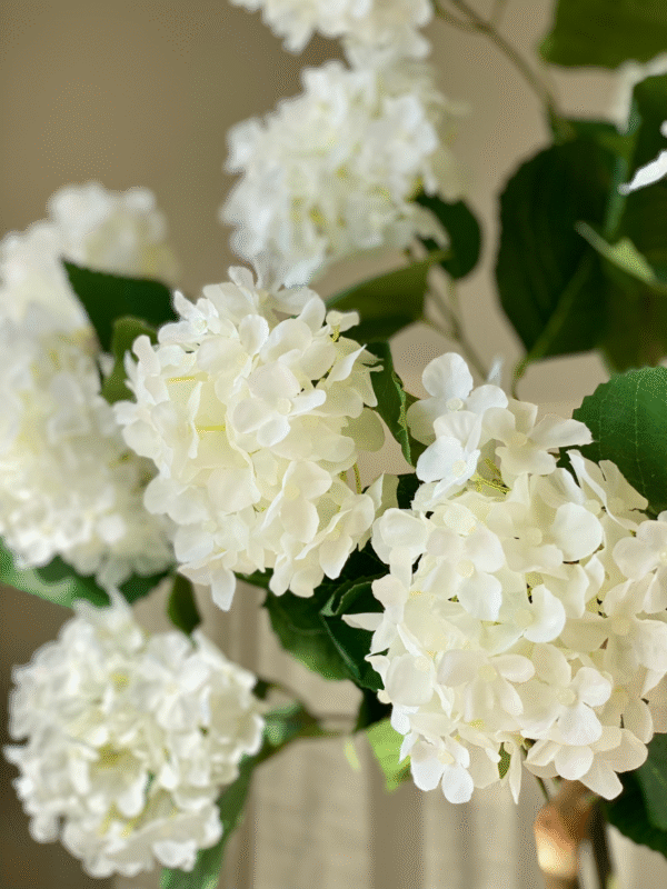 Plante artificielle d’hortensia blanc – 1,20 mètre - Image 3